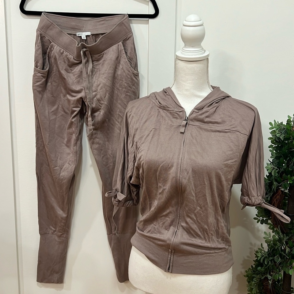 GapBody 2 piece pant & zip up